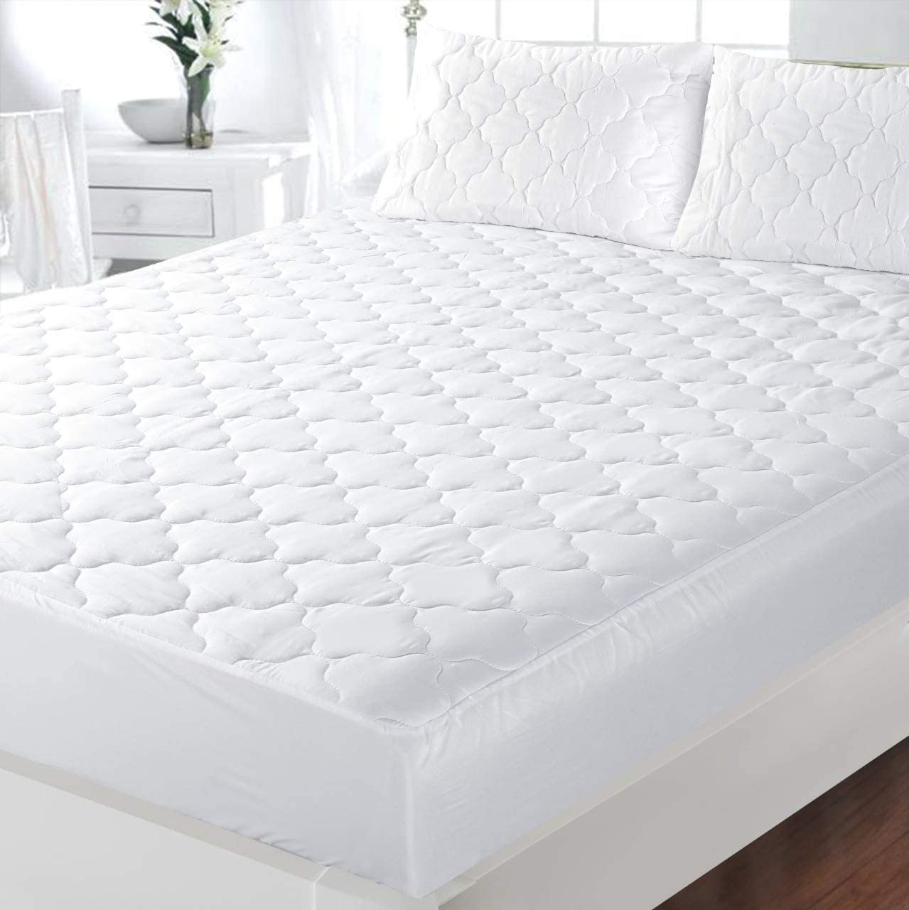 30cm Deep Quilted Fitted Sheet